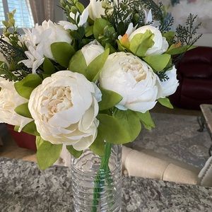 Meet your Posher, Nevila